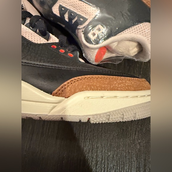 Jordan 3 Retro Desert Elephant size 8 - Picture 3 of 10